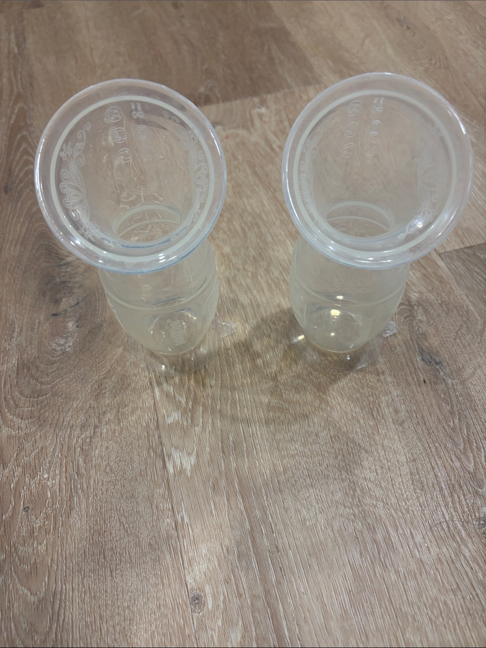Set of 2 haakaa Breast Pumps